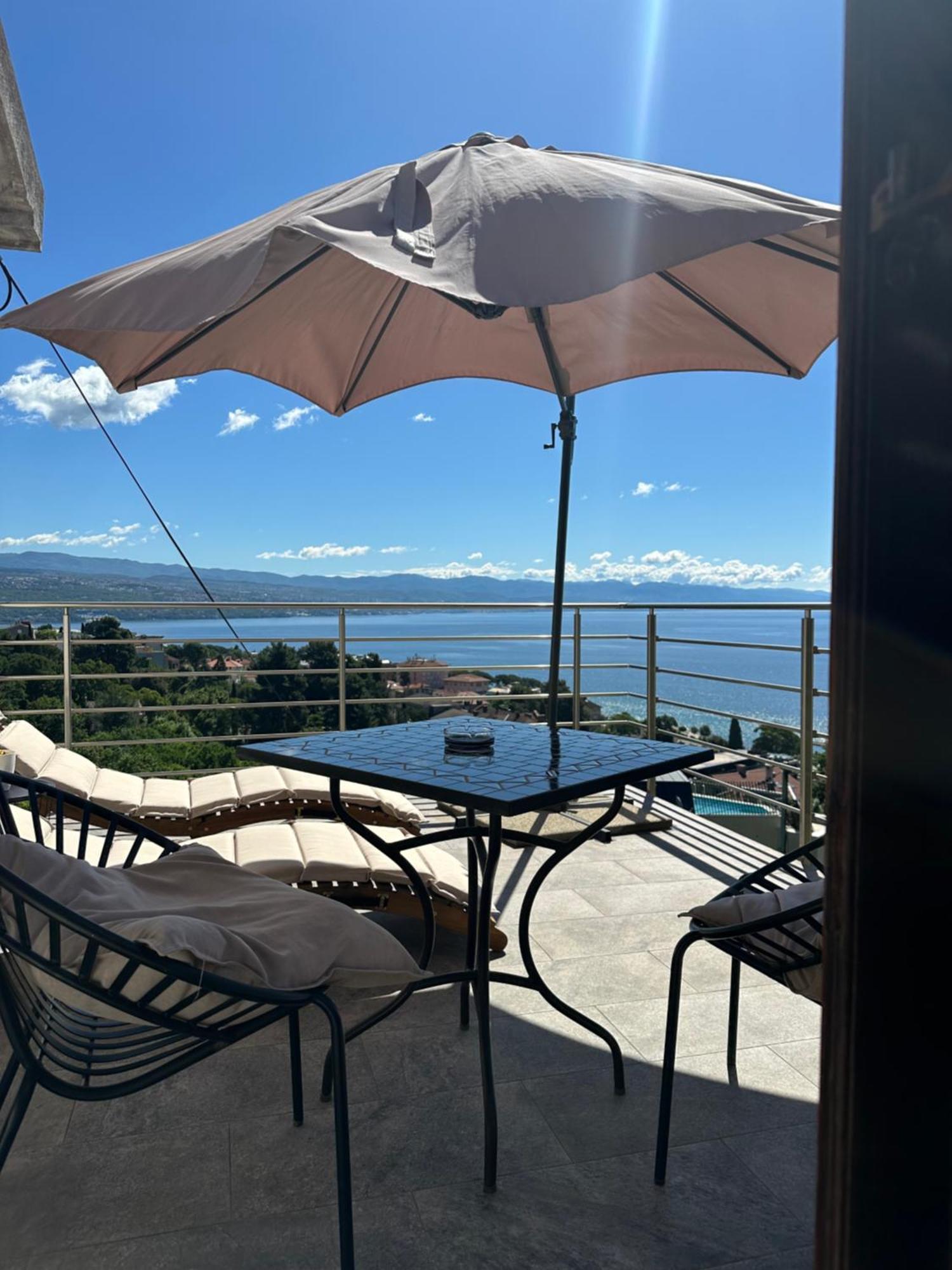 Vacation Home Lucija Slatina  Екстериор снимка